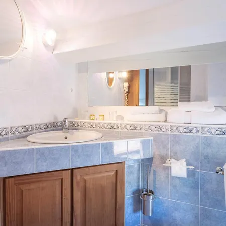 Vakantiehuis Le Petit Duc Gincla