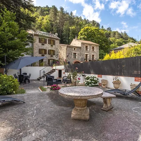 Le Petit Duc Vakantiehuis Gincla