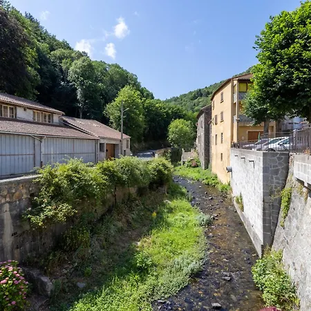 Casa de Férias Le Petit Duc Gincla