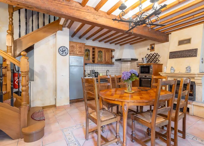 Nyaraló Le Petit Duc Gincla