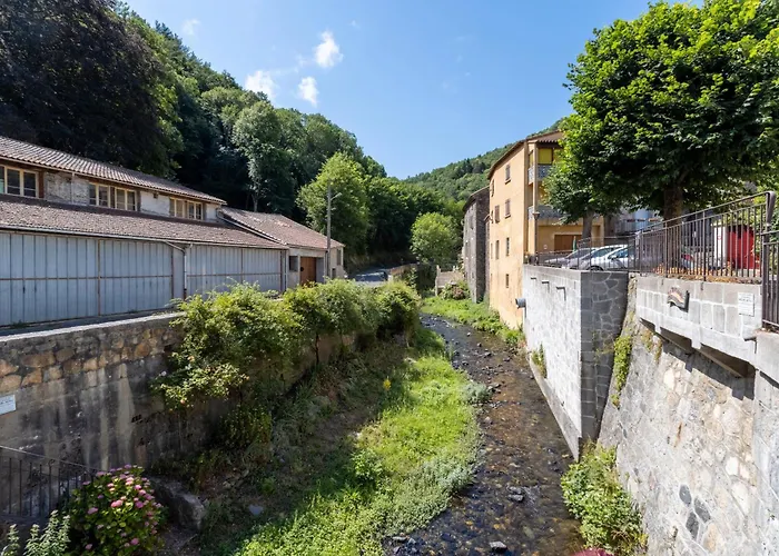 Nyaraló Le Petit Duc Gincla