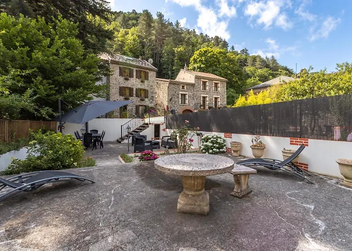 Le Petit Duc Nyaraló Gincla